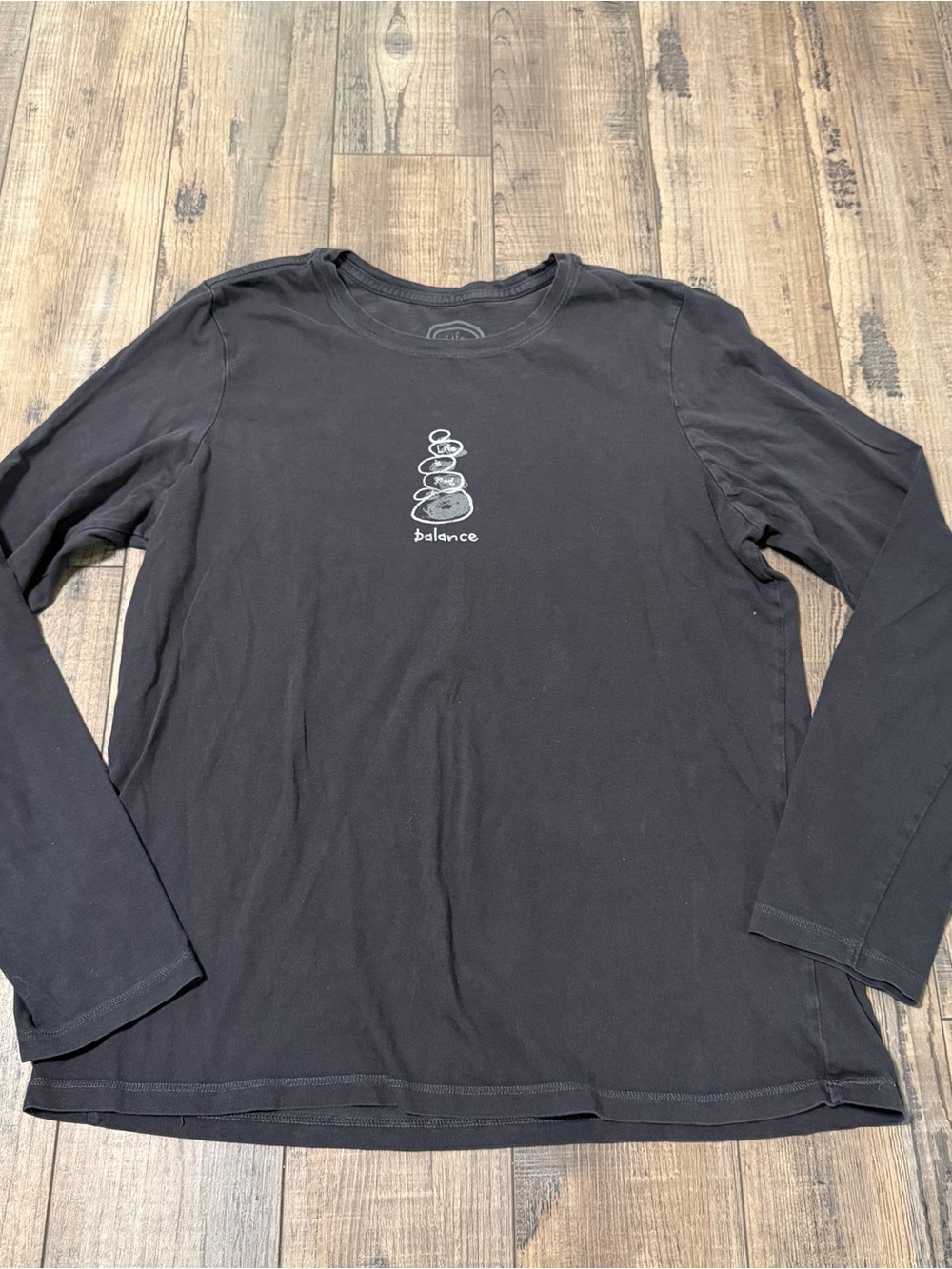 Life is Good Long Sleeve Black Women’s Size M Balance Classic Fit
